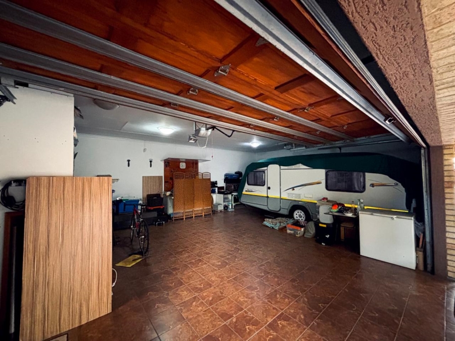 4 Bedroom Property for Sale in Vaalpark Free State